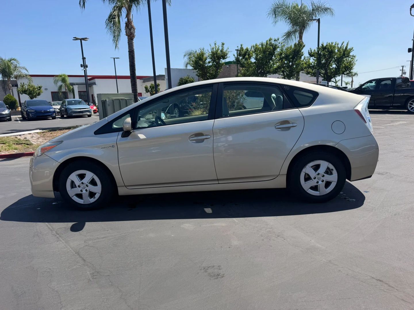 Photo 5 of this Toyota Prius