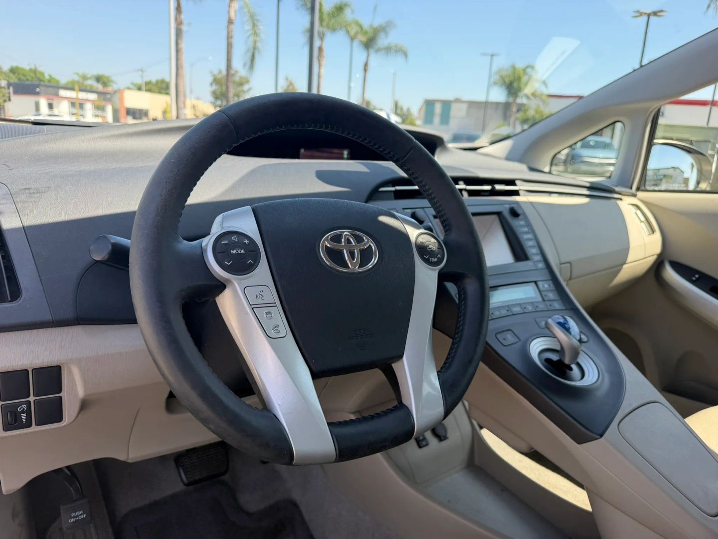 Photo 11 of this Toyota Prius