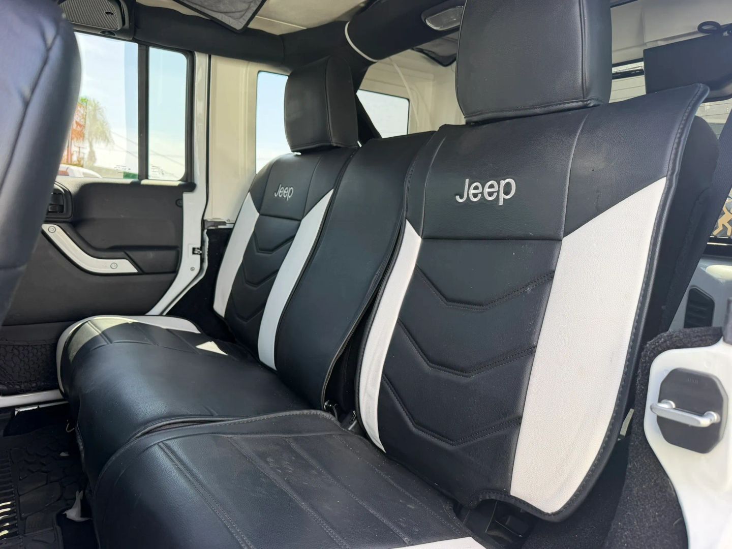 Photo 13 of this Jeep Wrangler Unlimited