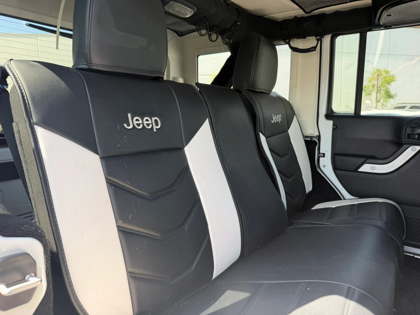 Photo 18 of this Jeep Wrangler Unlimited