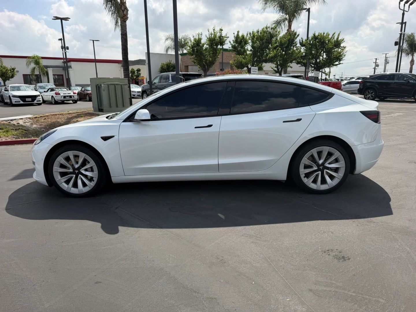 Photo 5 of this Tesla Model 3