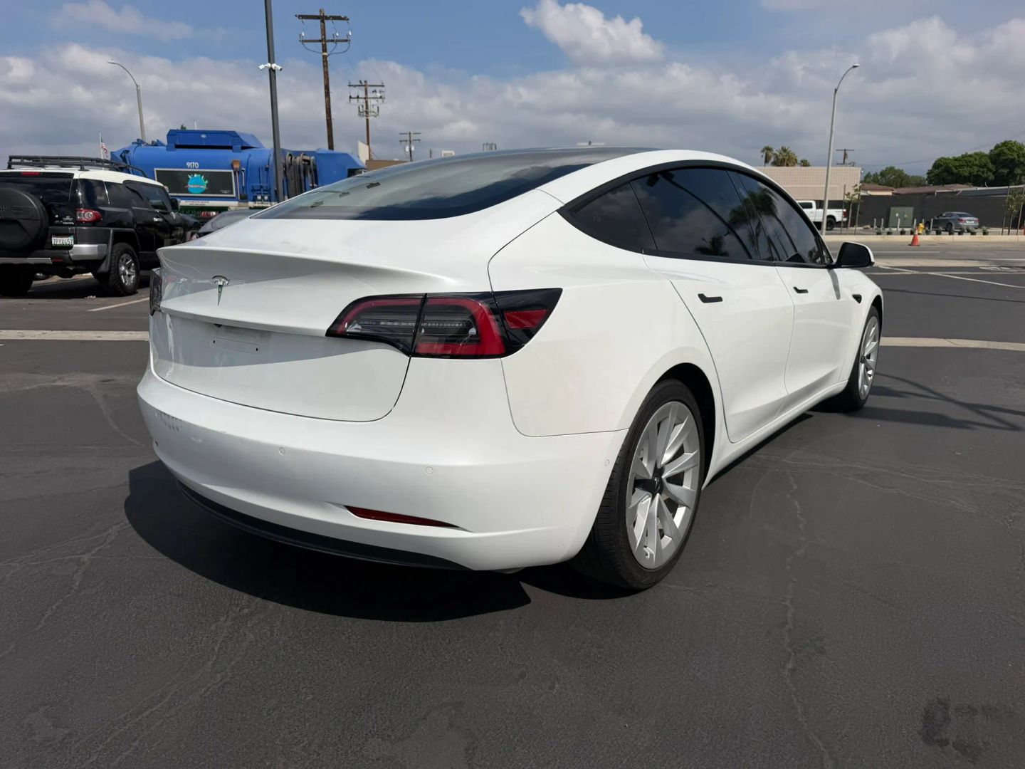Photo 6 of this Tesla Model 3