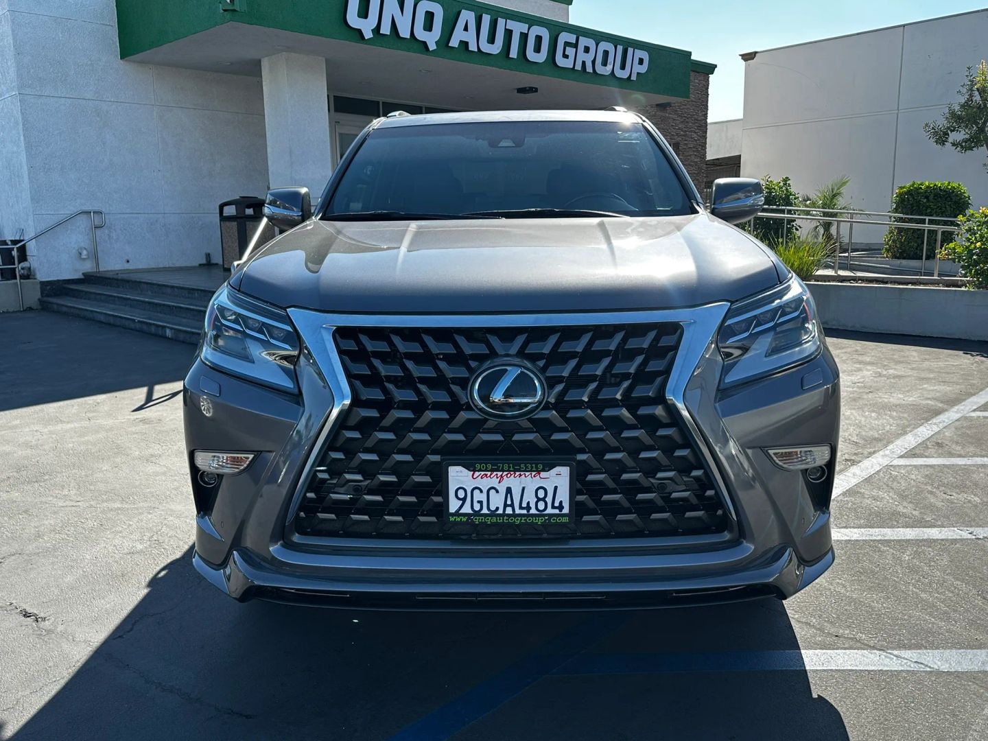 Photo 2 of this Lexus GX 460