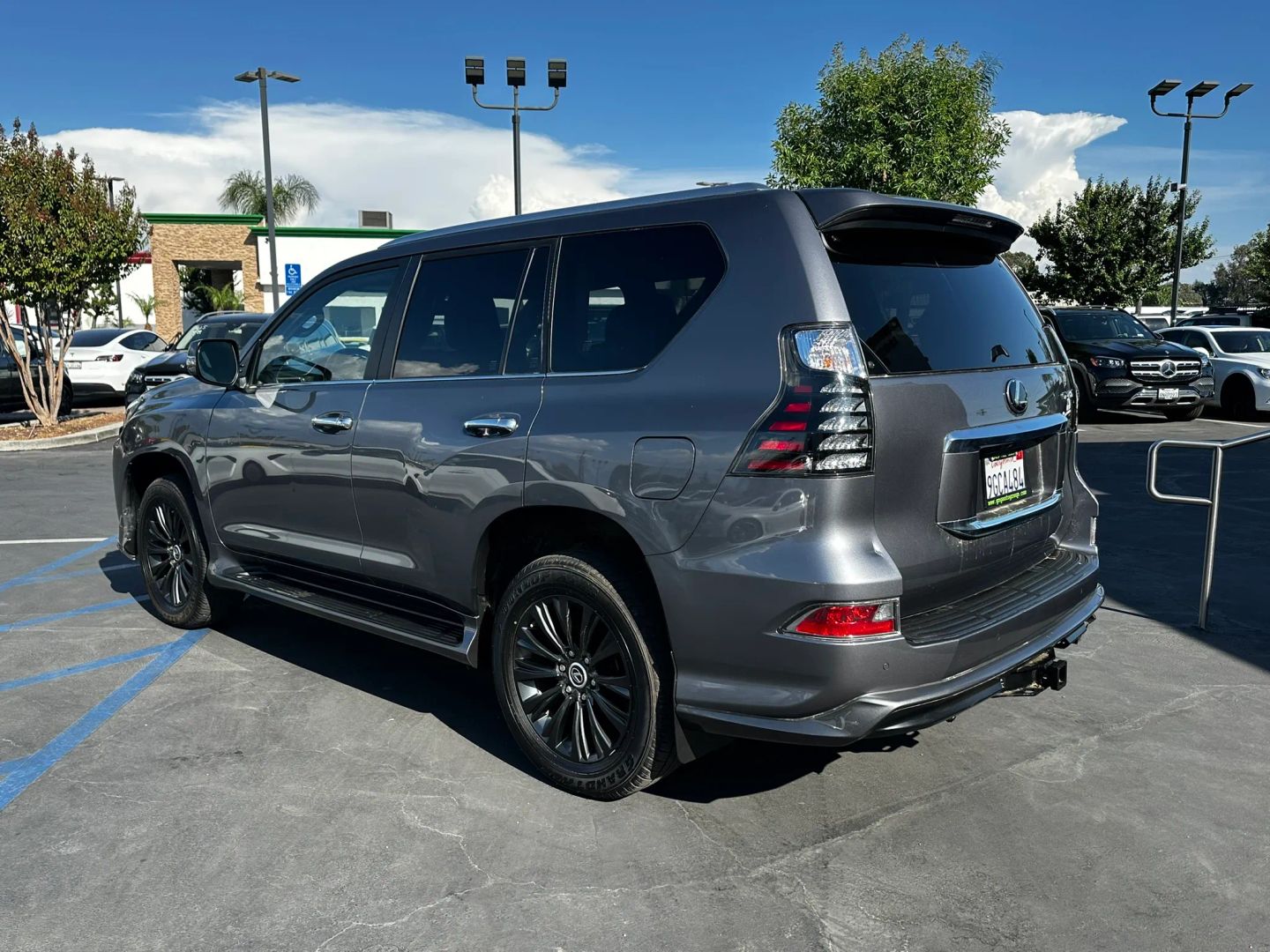 Photo 9 of this Lexus GX 460