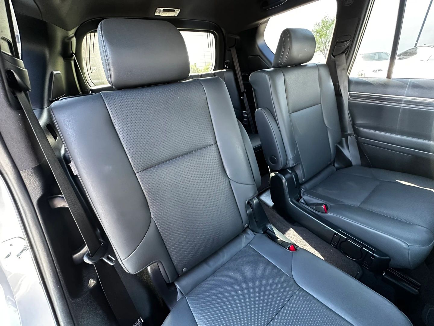 Photo 19 of this Lexus GX 460