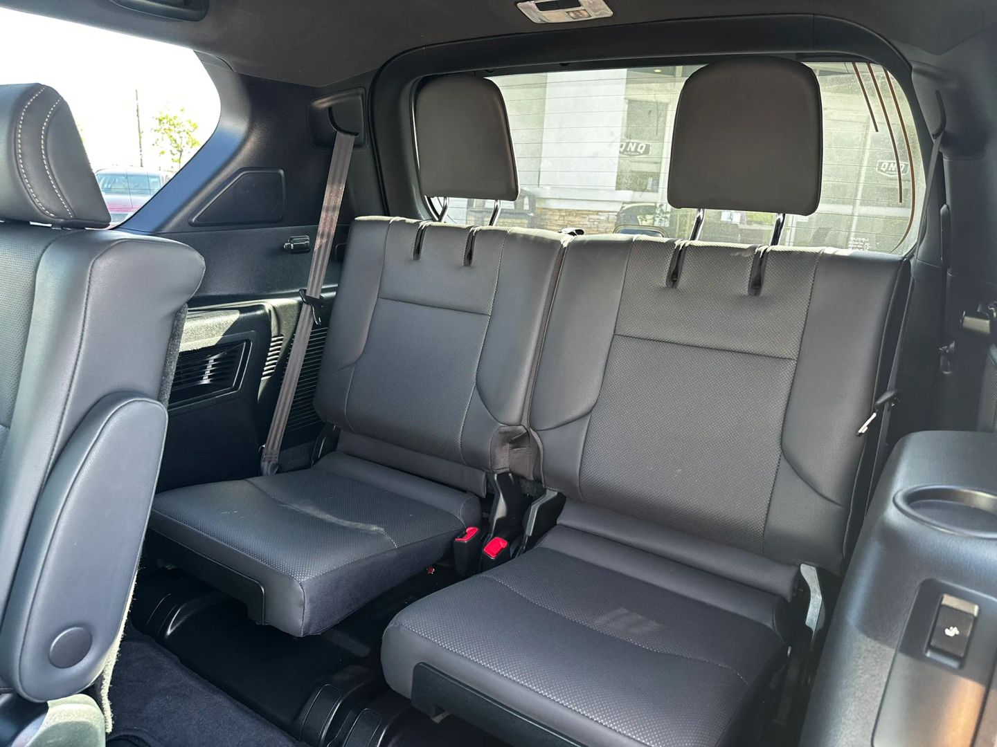 Photo 22 of this Lexus GX 460