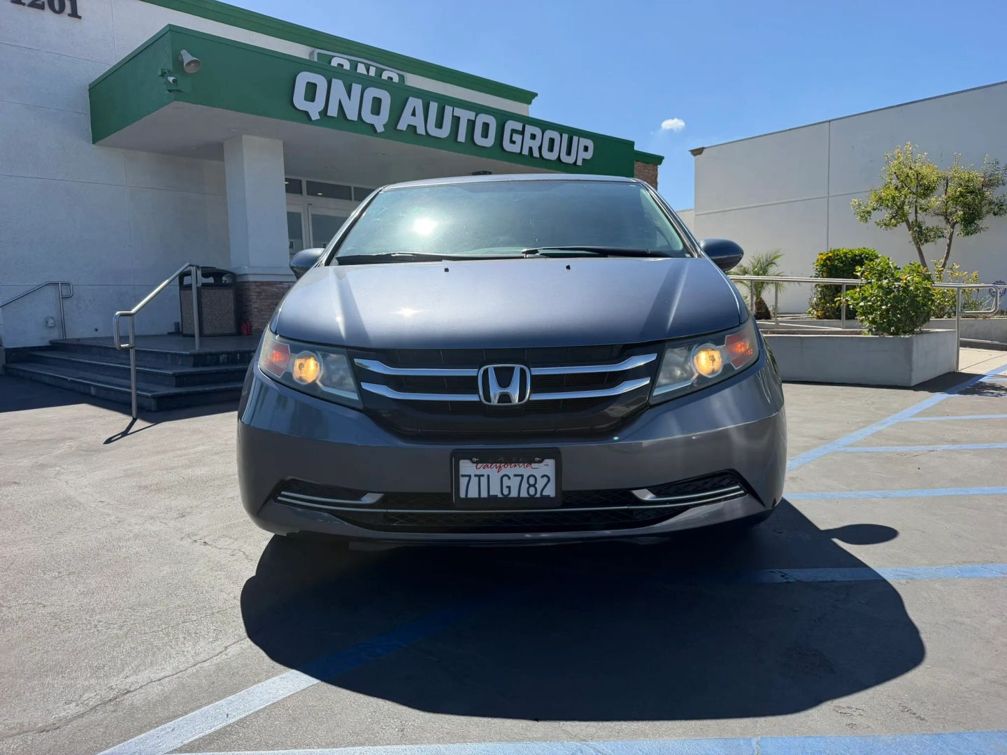 Photo 2 of this Honda Odyssey