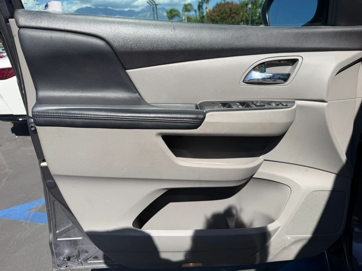 Photo 9 of this Honda Odyssey