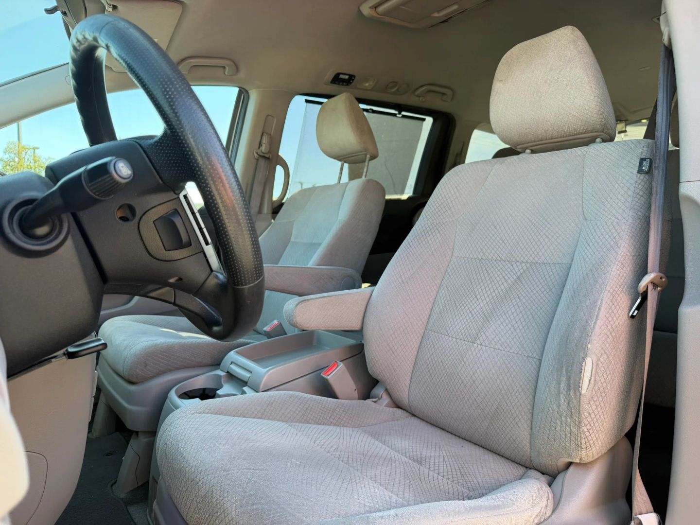 Photo 10 of this Honda Odyssey