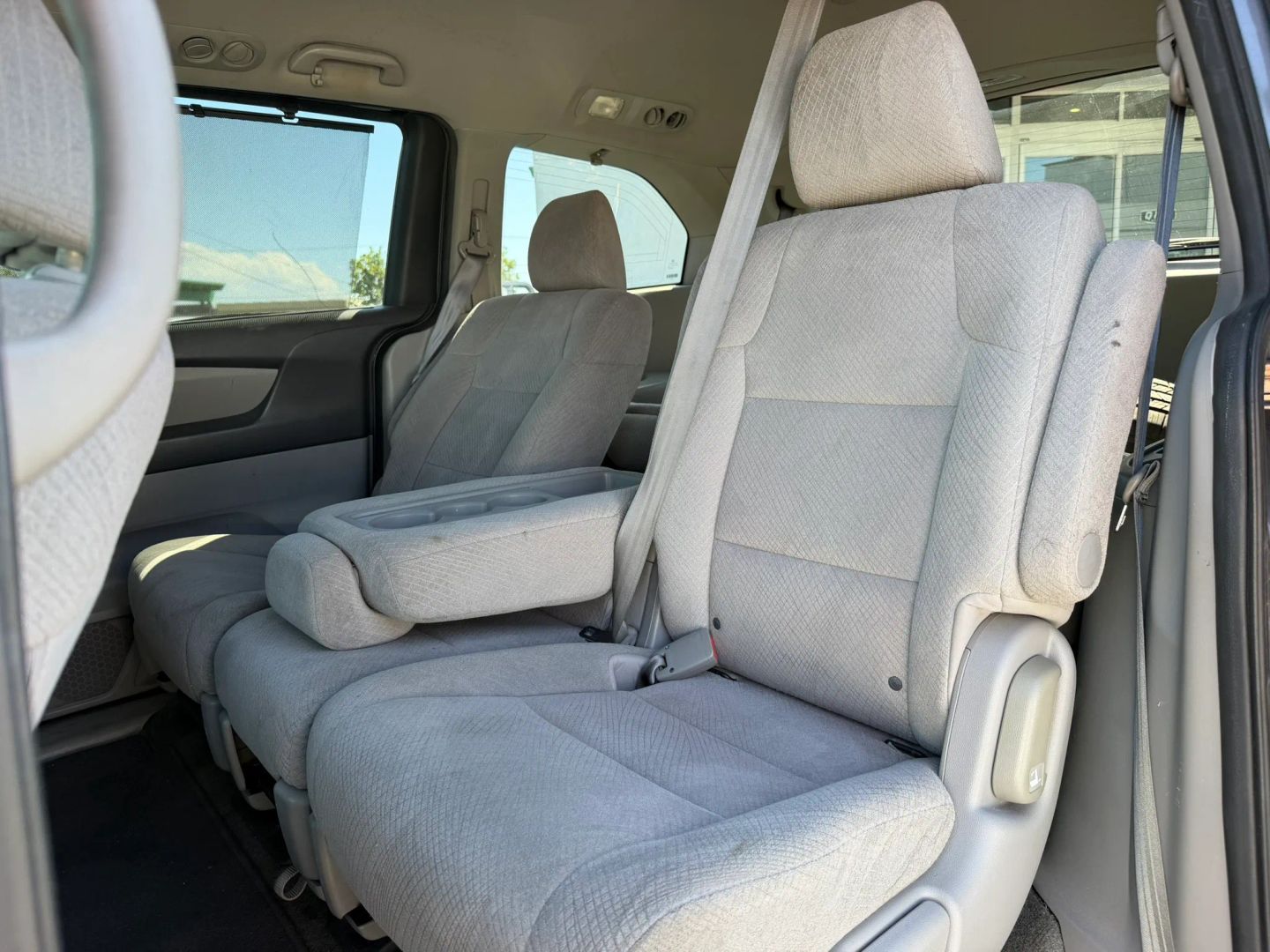 Photo 12 of this Honda Odyssey