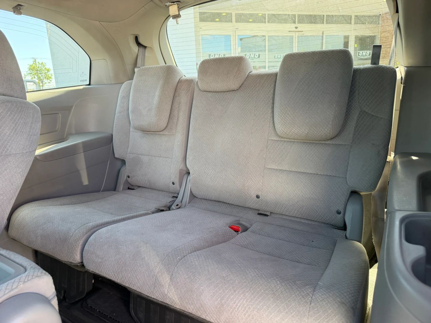 Photo 13 of this Honda Odyssey