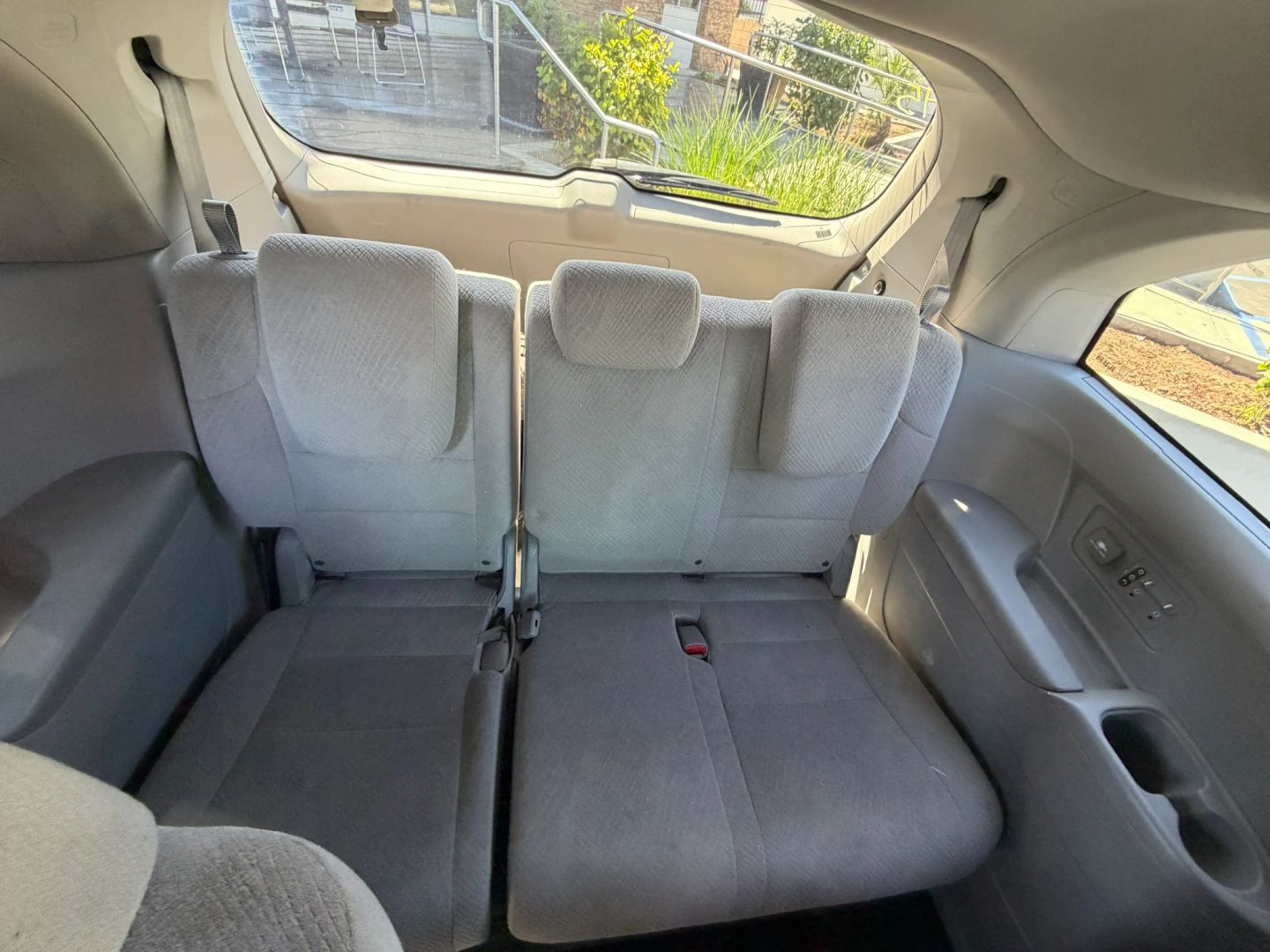 Photo 19 of this Honda Odyssey