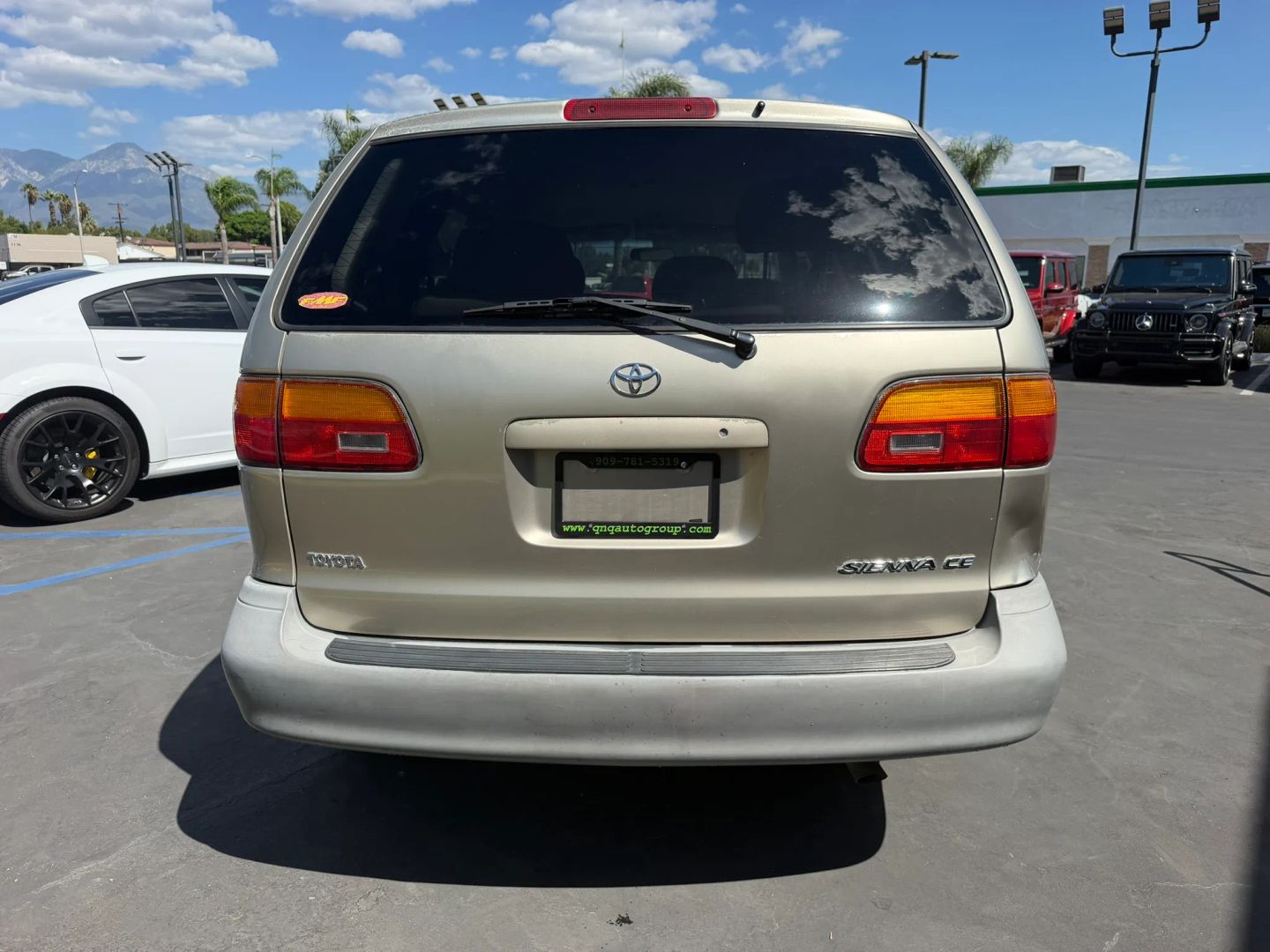 Photo 7 of this Toyota Sienna