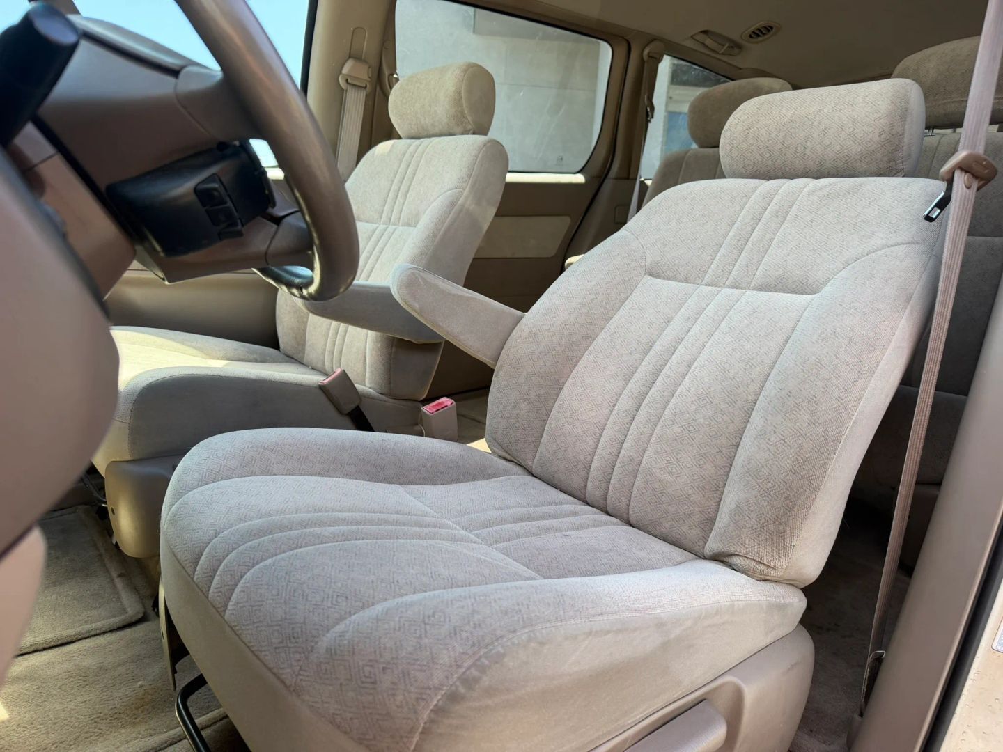 Photo 11 of this Toyota Sienna