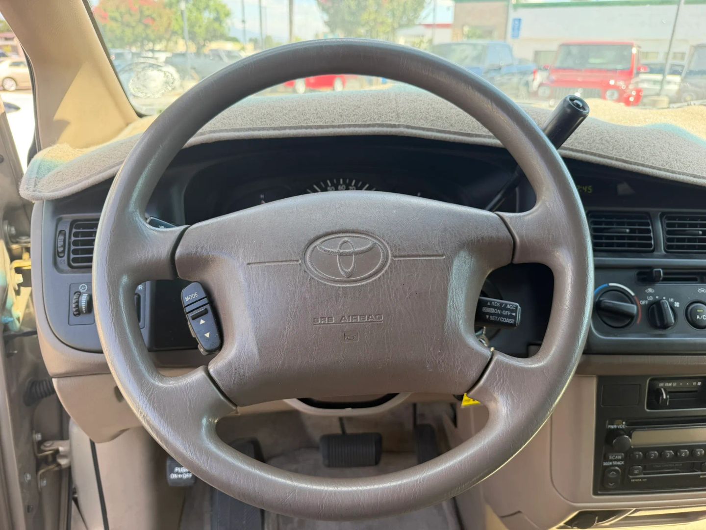 Photo 22 of this Toyota Sienna