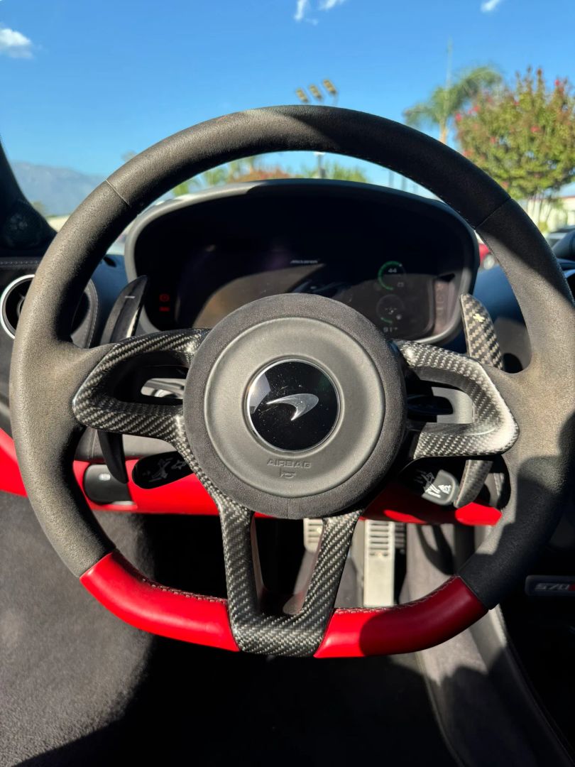 Photo 34 of this McLaren 570S