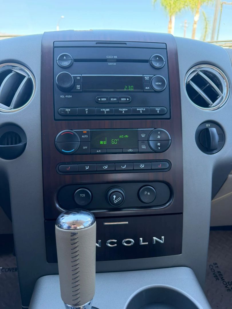 Photo 24 of this Lincoln Mark LT