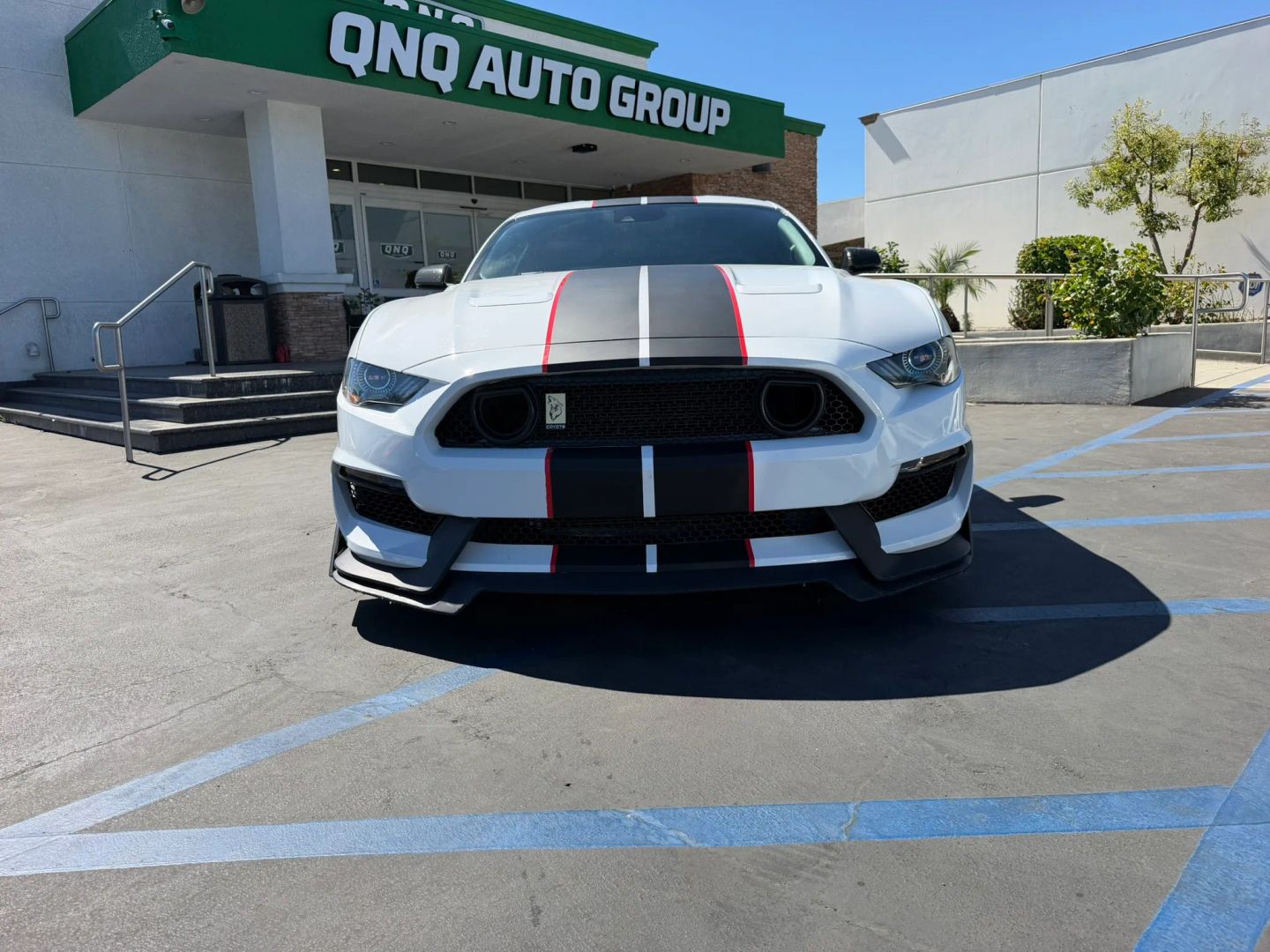 Photo 3 of this Ford Mustang