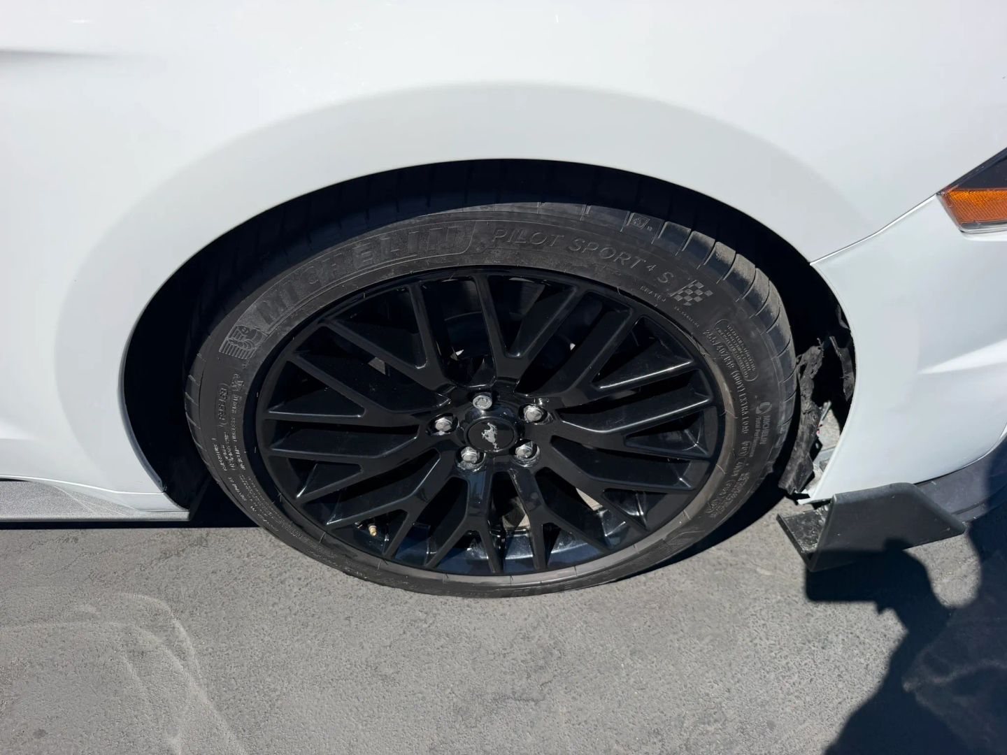 Photo 34 of this Ford Mustang