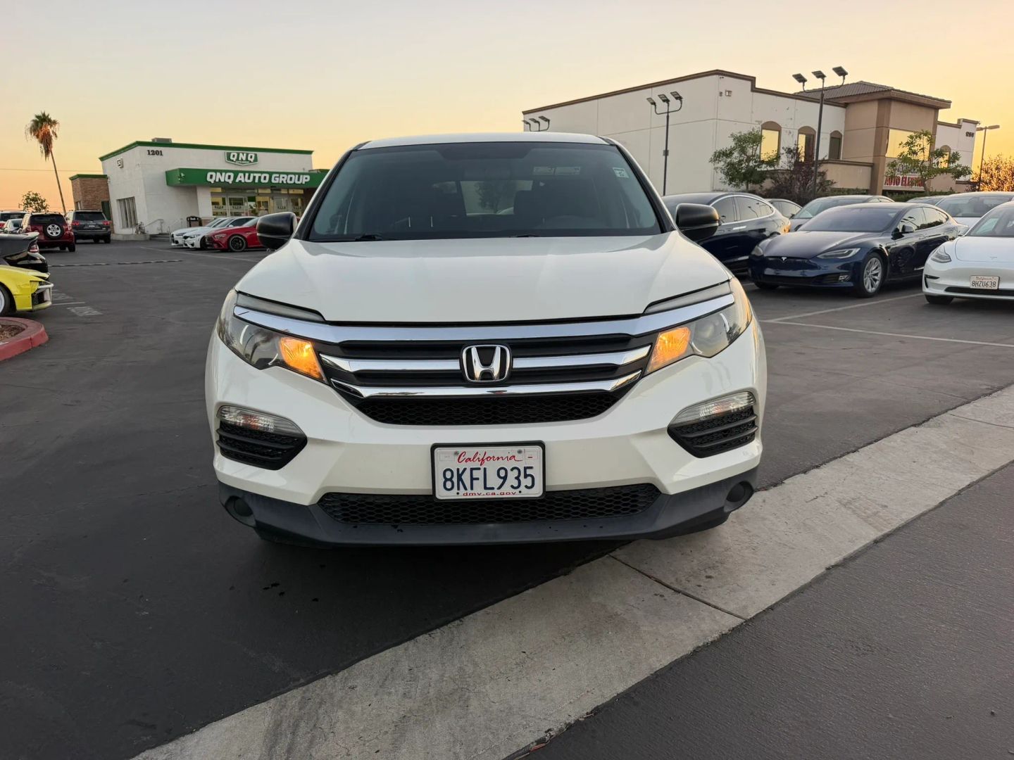 Photo 2 of this Honda Pilot