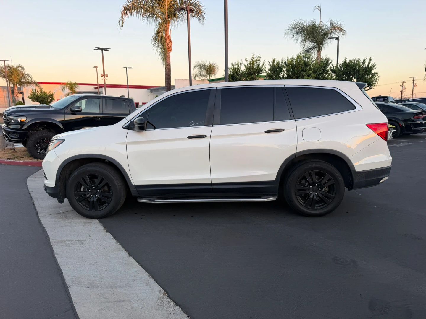 Photo 5 of this Honda Pilot