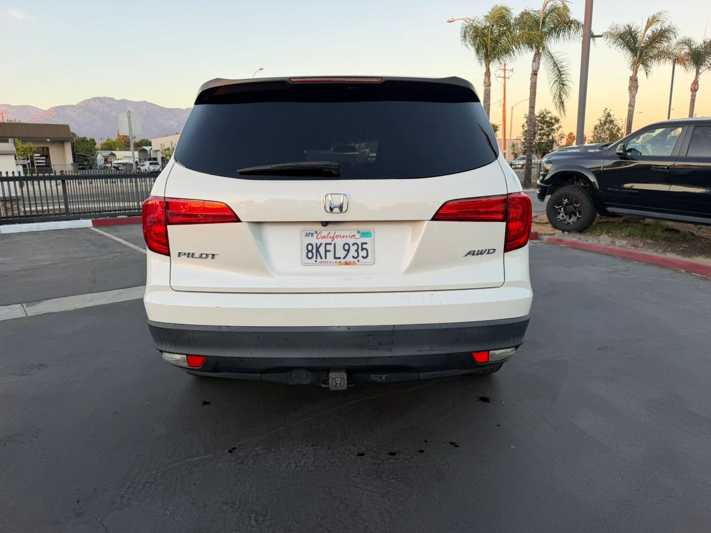 Photo 7 of this Honda Pilot