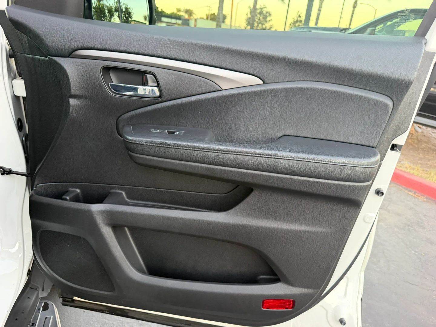 Photo 16 of this Honda Pilot