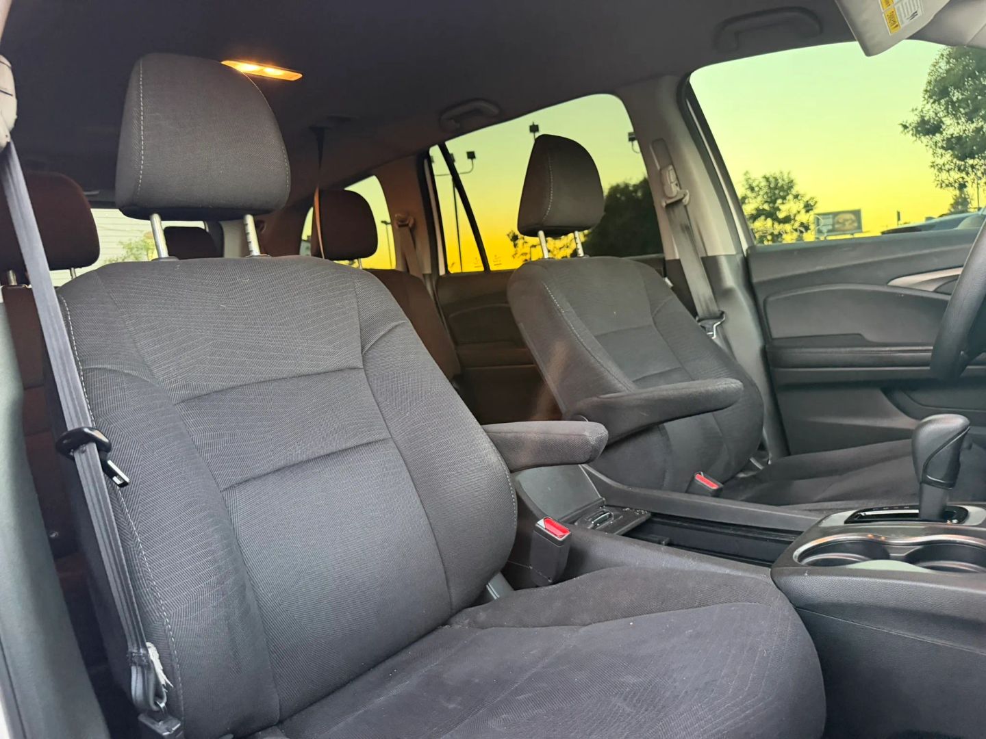 Photo 17 of this Honda Pilot