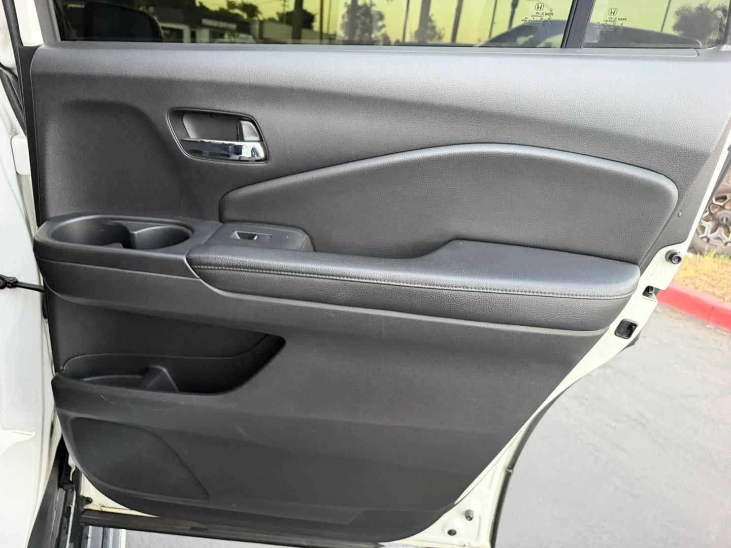 Photo 18 of this Honda Pilot