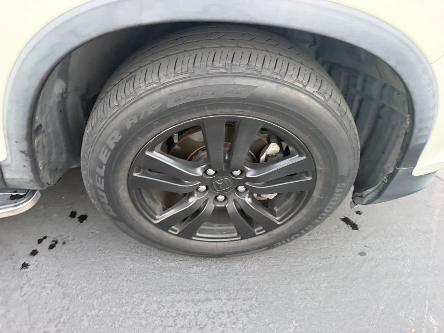 Photo 29 of this Honda Pilot
