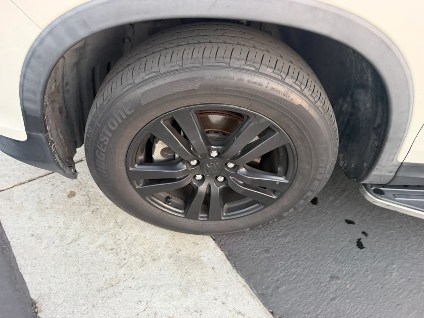 Photo 30 of this Honda Pilot