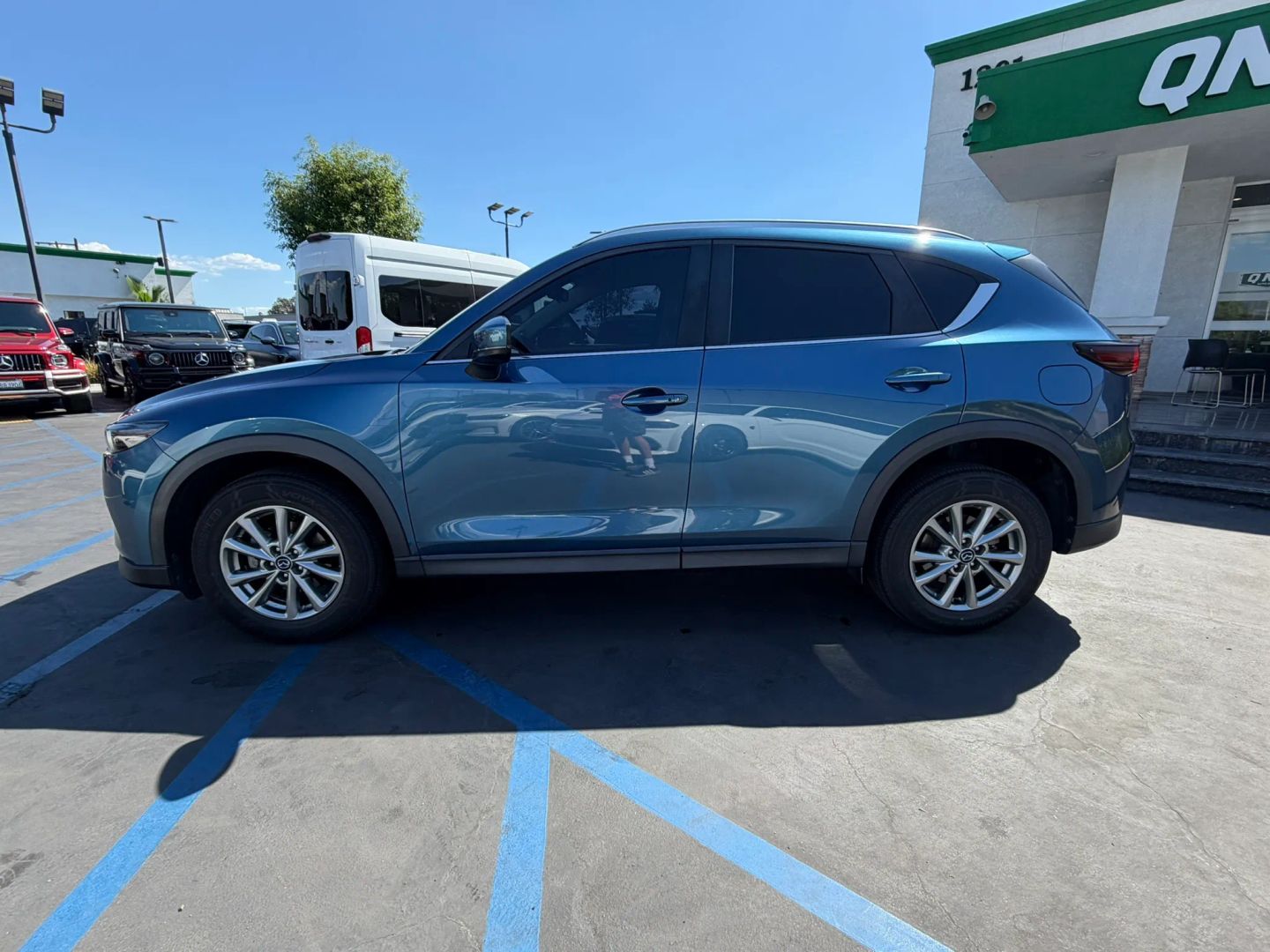 Photo 4 of this Mazda CX-5