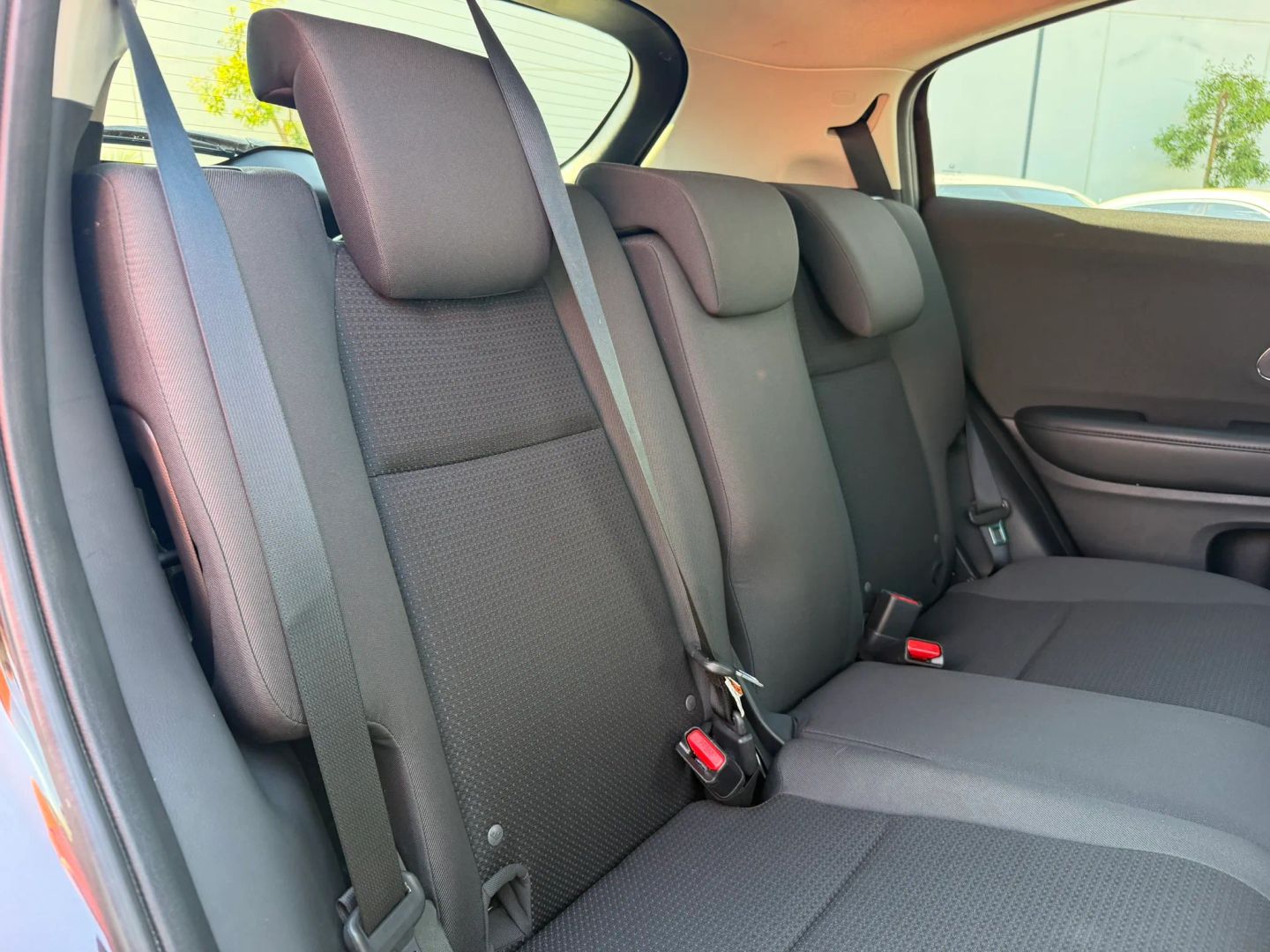 Photo 18 of this Honda HR-V