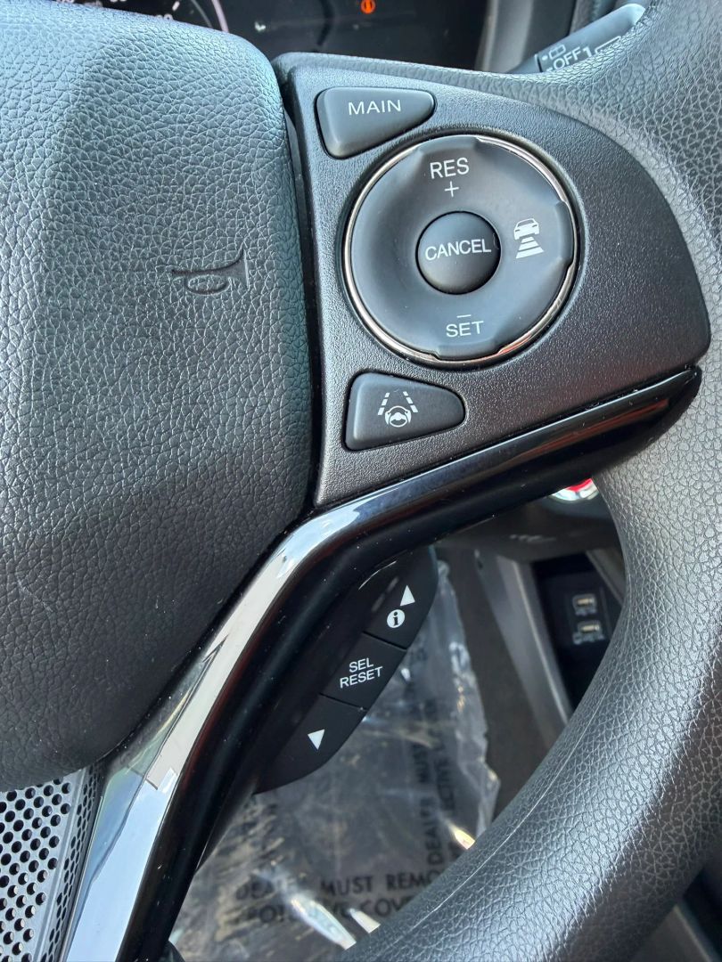 Photo 21 of this Honda HR-V
