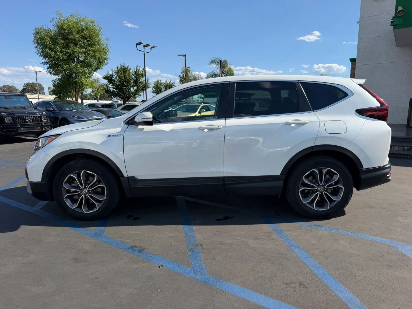 Photo 5 of this Honda CR-V Hybrid