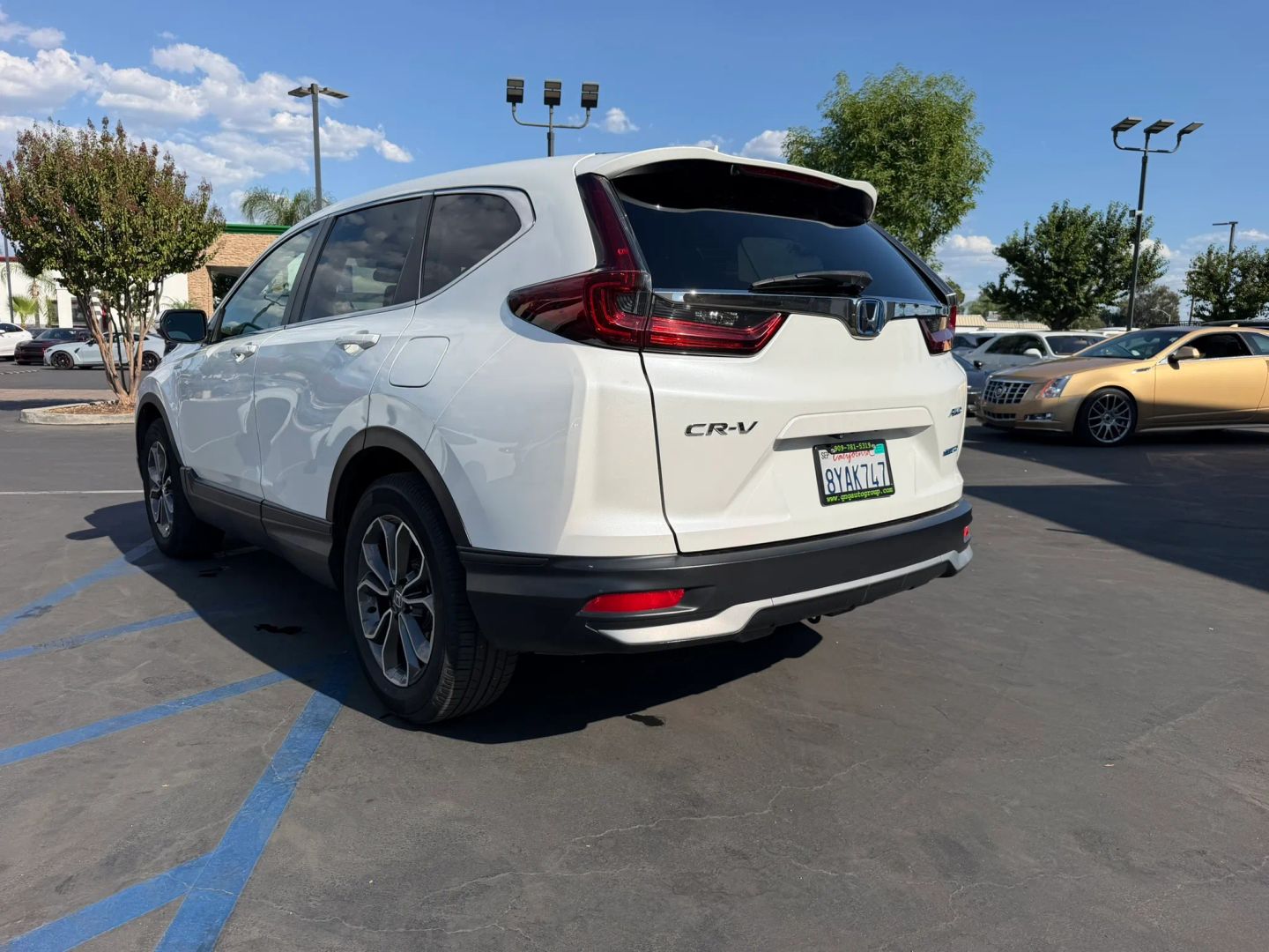 Photo 8 of this Honda CR-V Hybrid