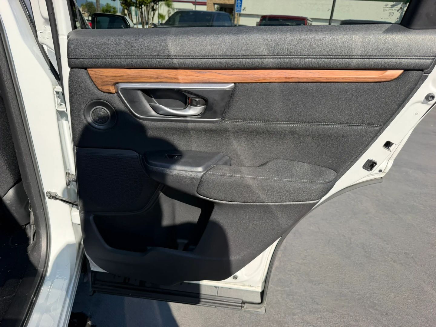 Photo 20 of this Honda CR-V Hybrid