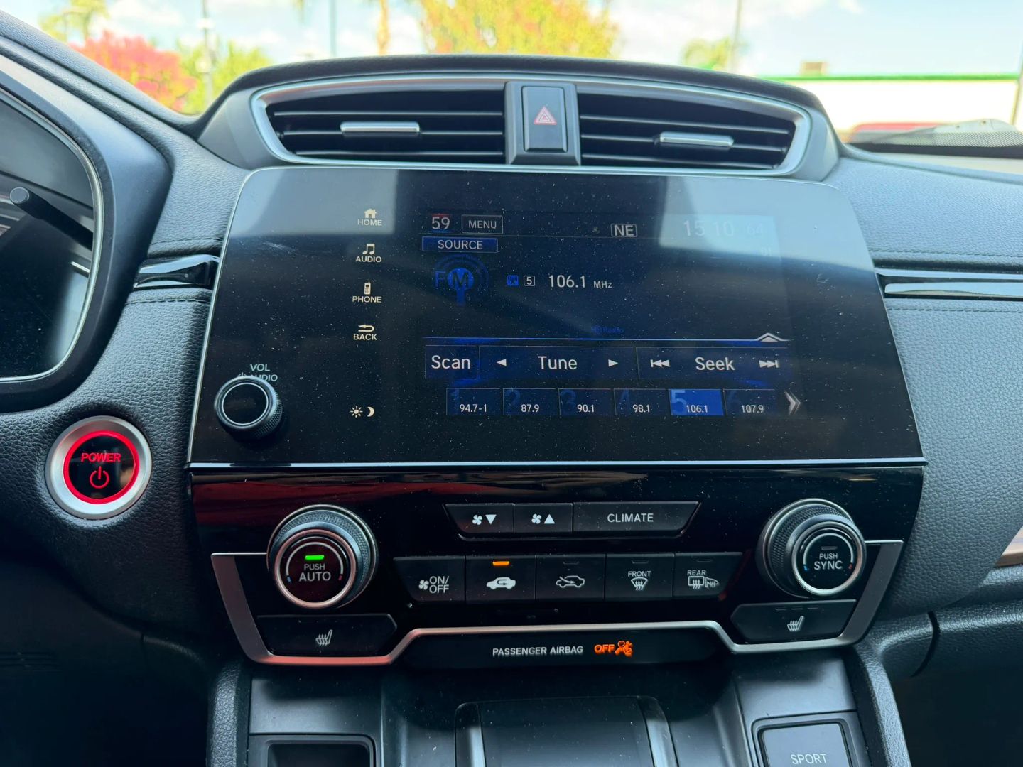 Photo 28 of this Honda CR-V Hybrid