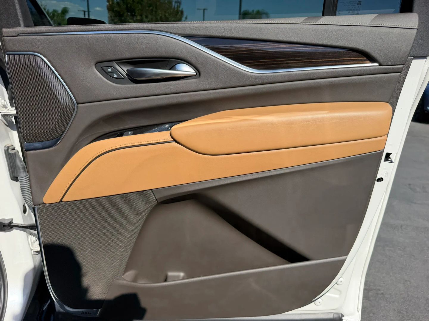 Photo 22 of this Cadillac Escalade ESV