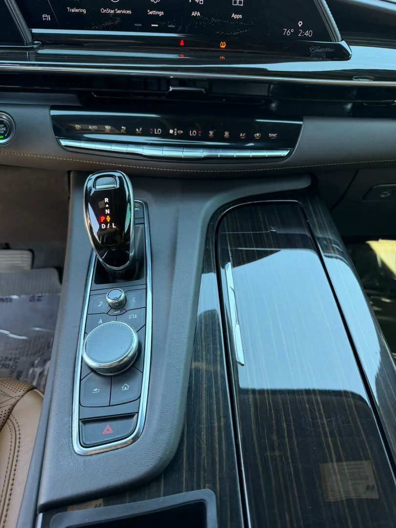 Photo 38 of this Cadillac Escalade ESV