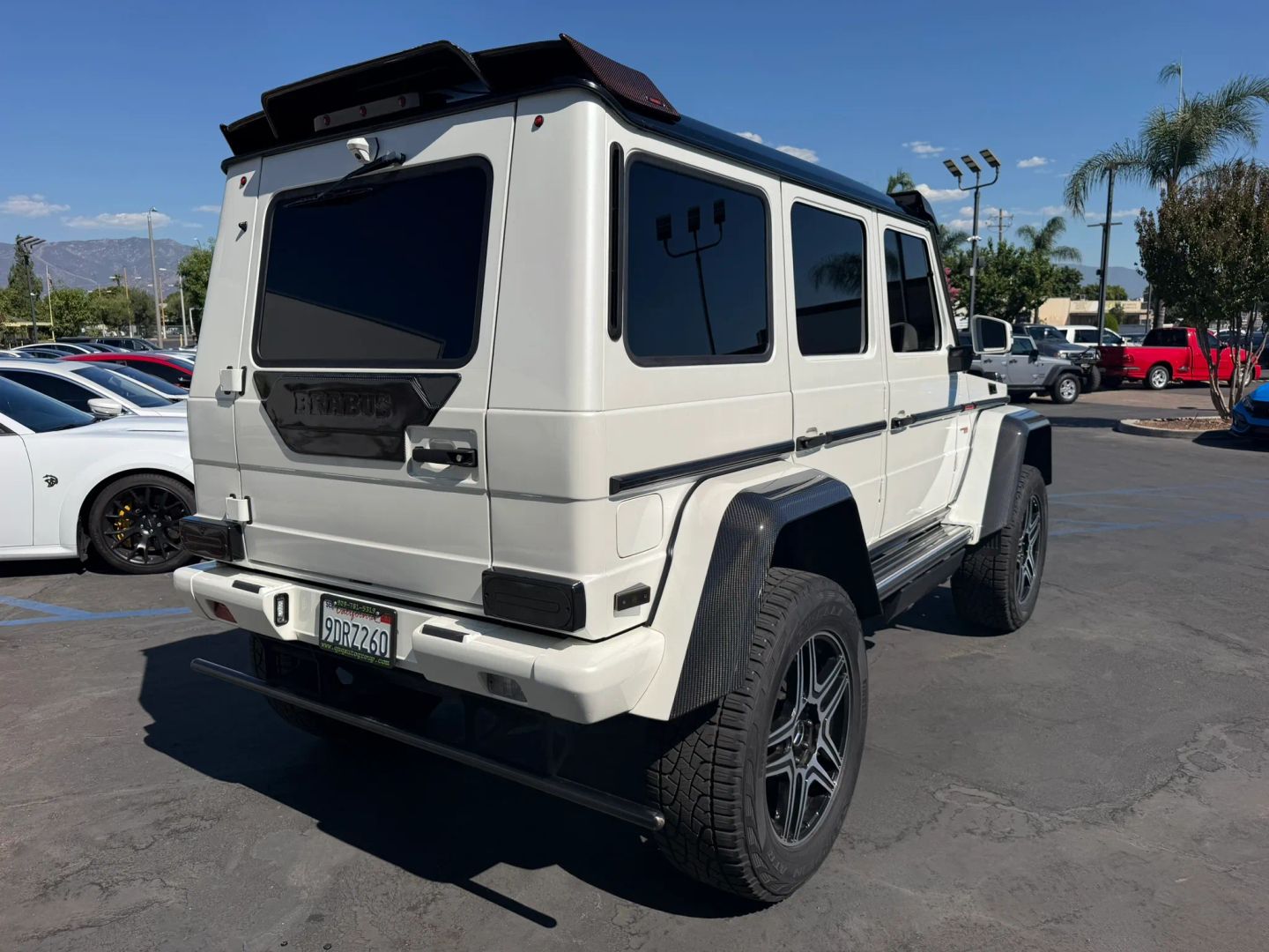 Photo 6 of this Mercedes-Benz G 550 4x4 Squared