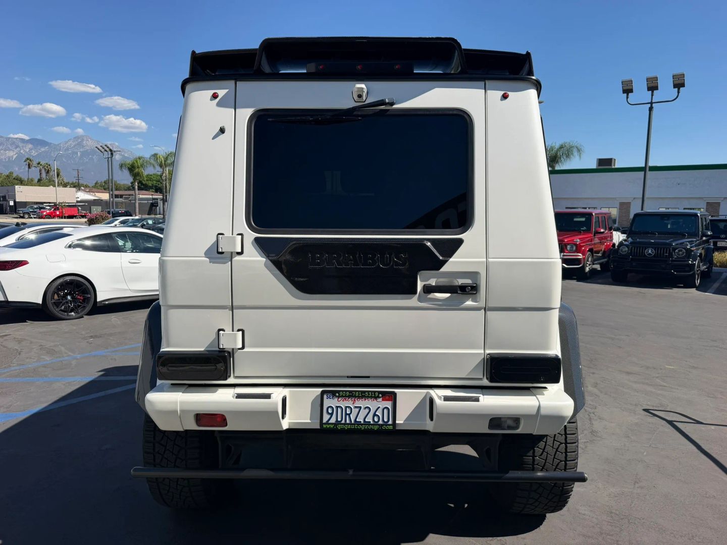 Photo 7 of this Mercedes-Benz G 550 4x4 Squared