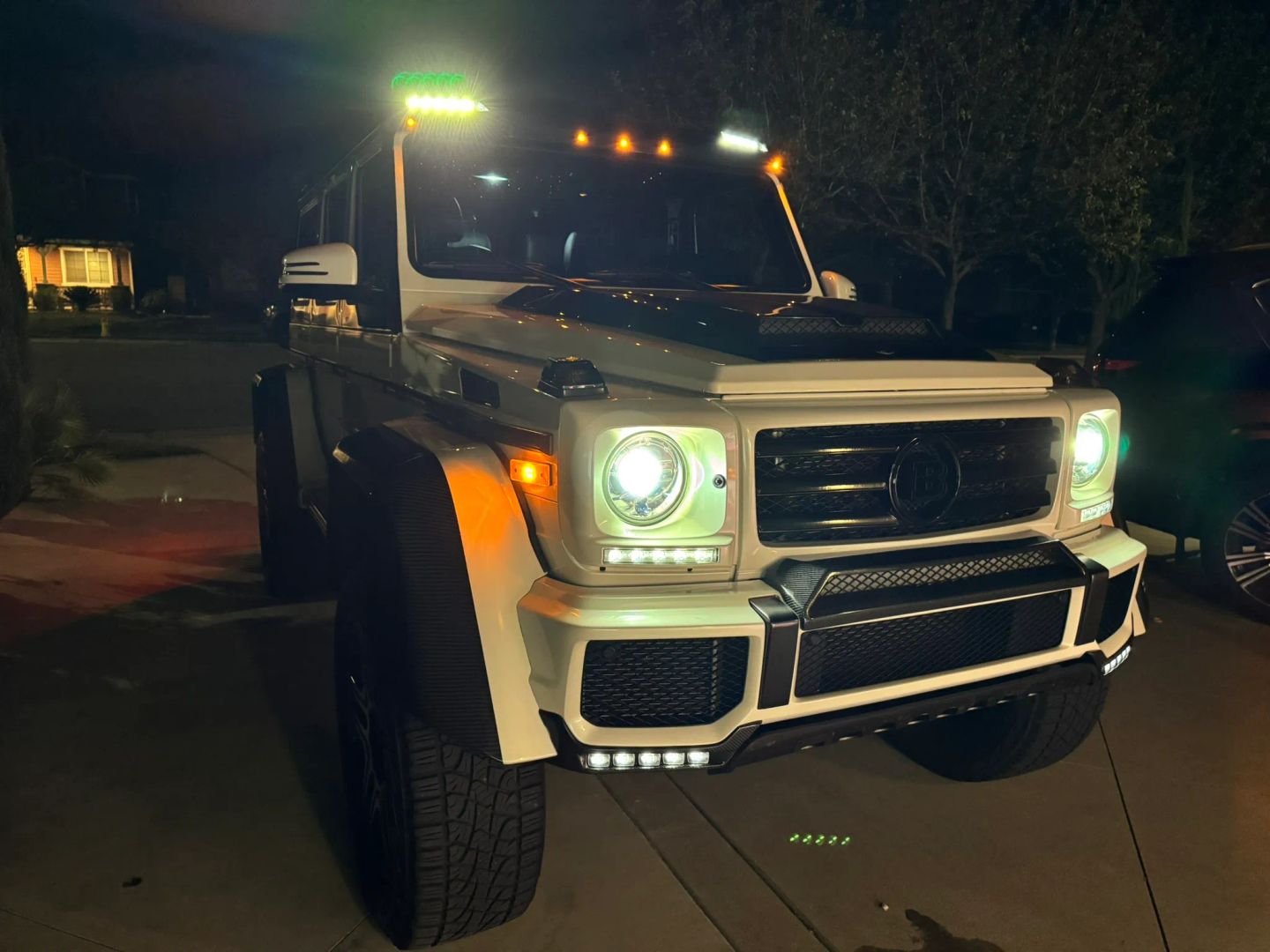Photo 70 of this Mercedes-Benz G 550 4x4 Squared
