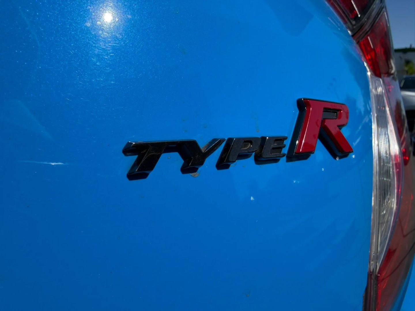 Photo 11 of this Honda Civic Type R