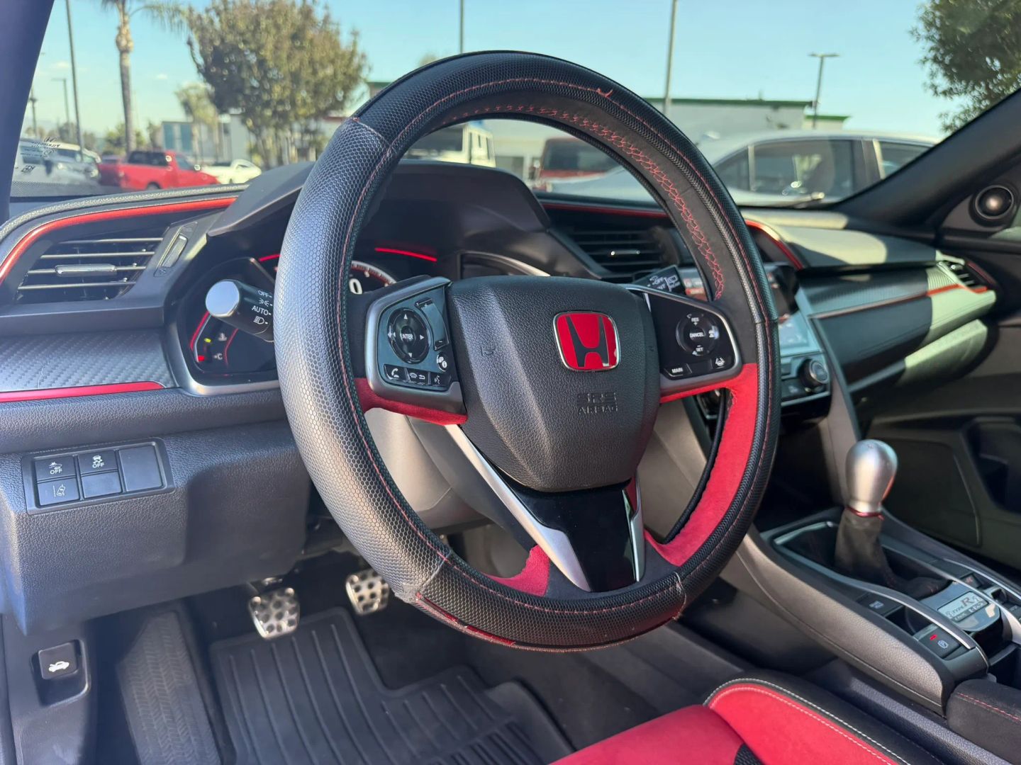 Photo 14 of this Honda Civic Type R