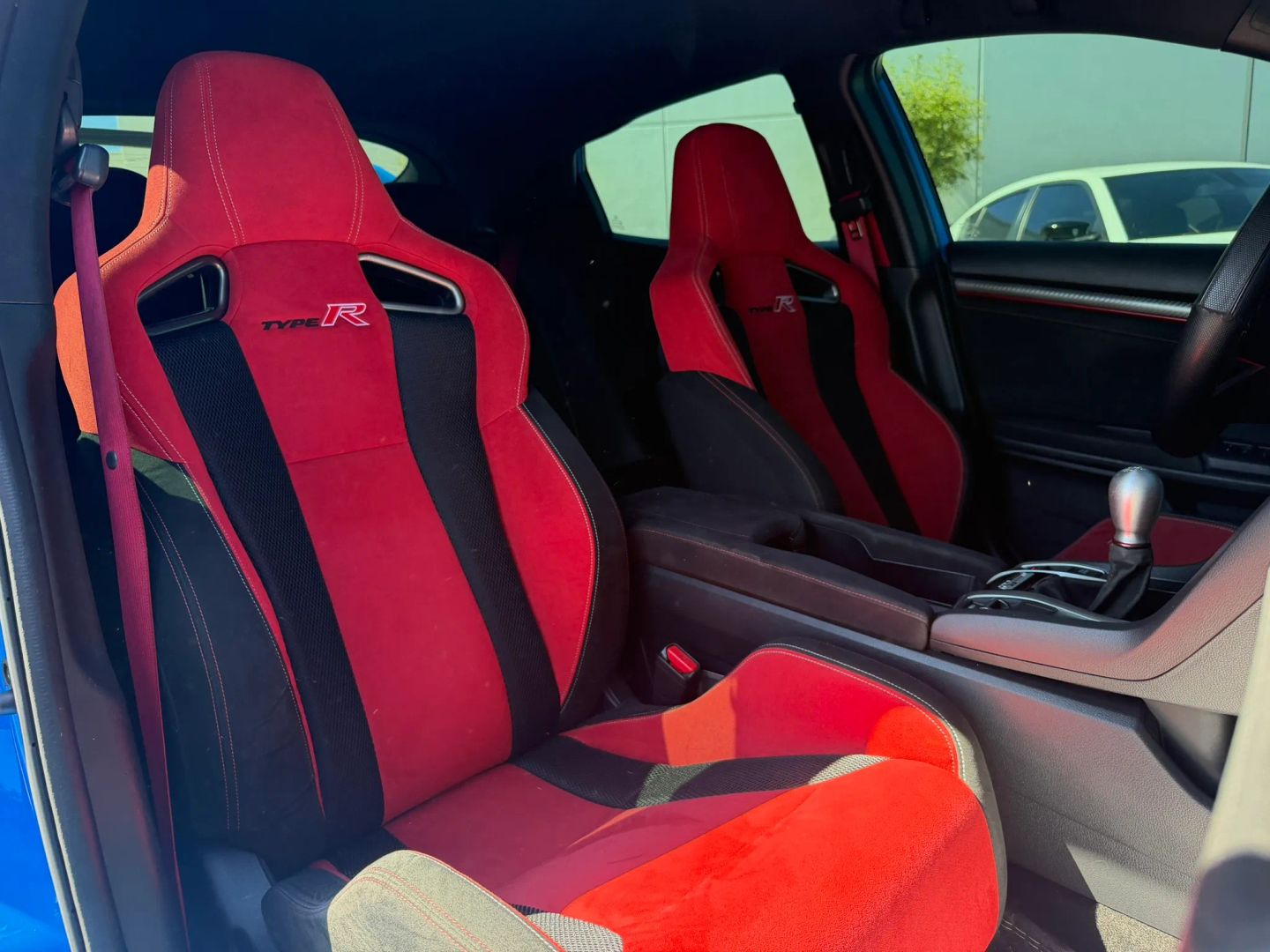 Photo 19 of this Honda Civic Type R