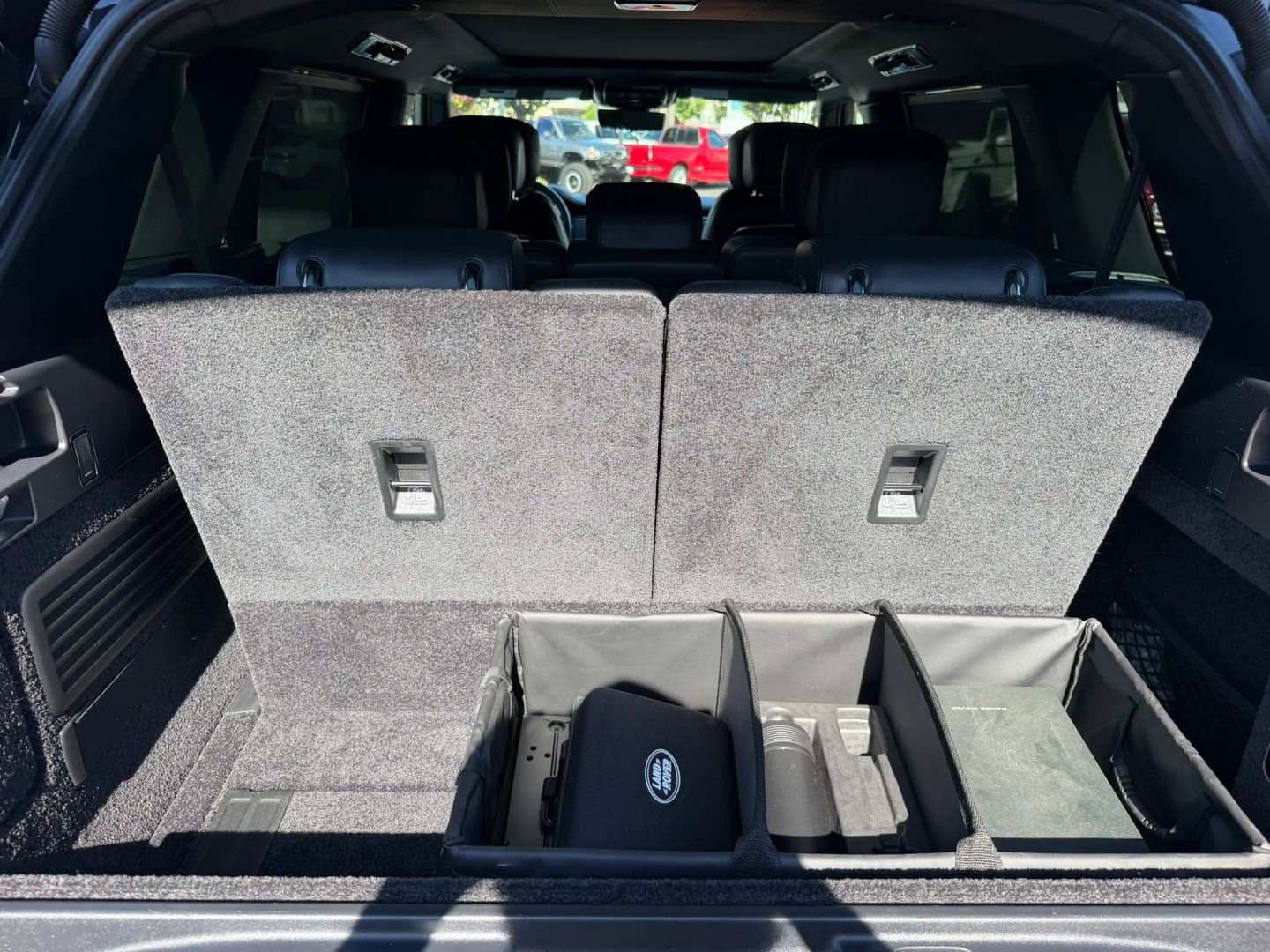 Photo 18 of this Land Rover Range Rover