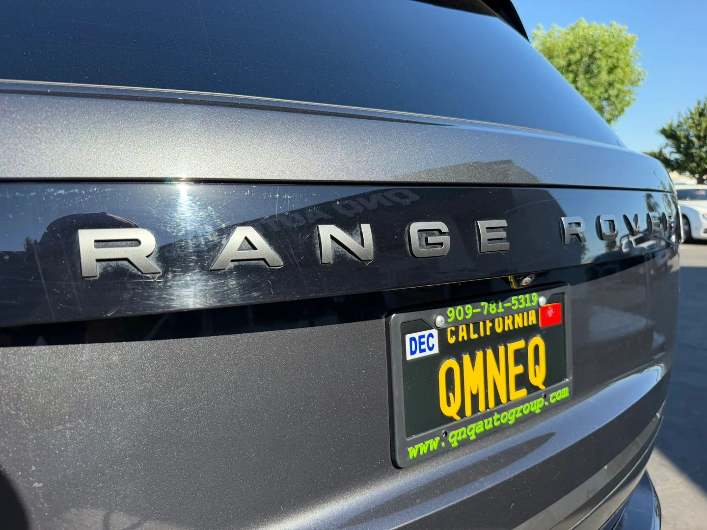 Photo 23 of this Land Rover Range Rover