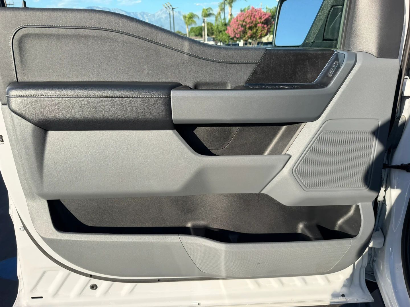 Photo 9 of this Ford F-150 Lightning
