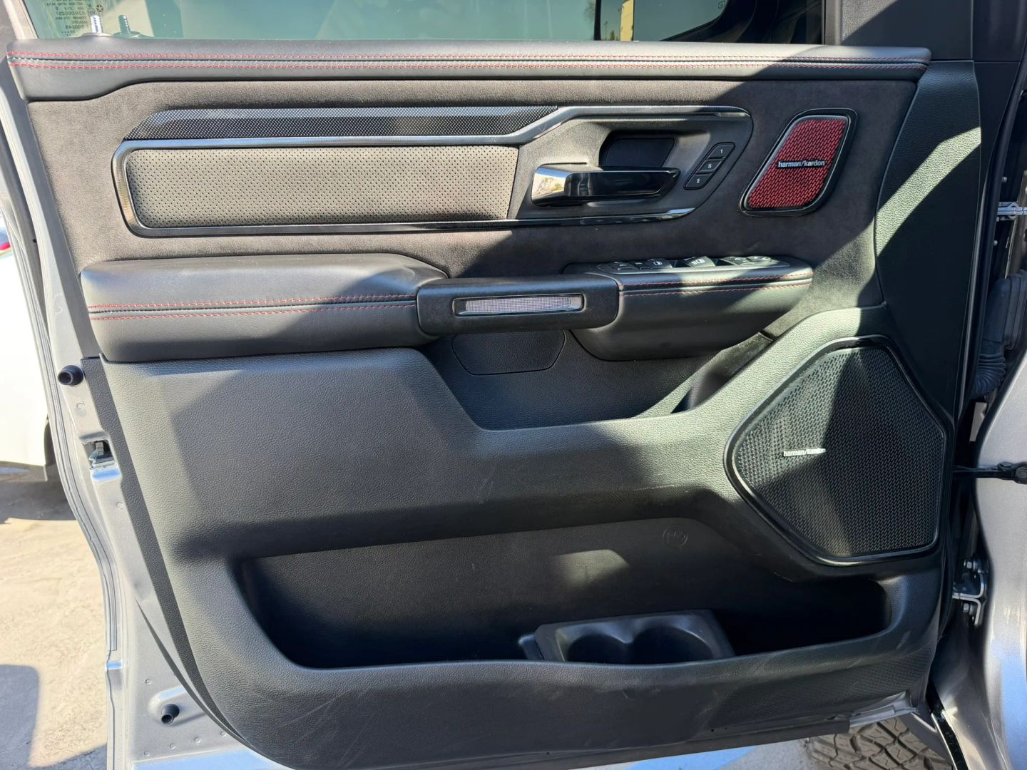 Photo 9 of this Ram 1500